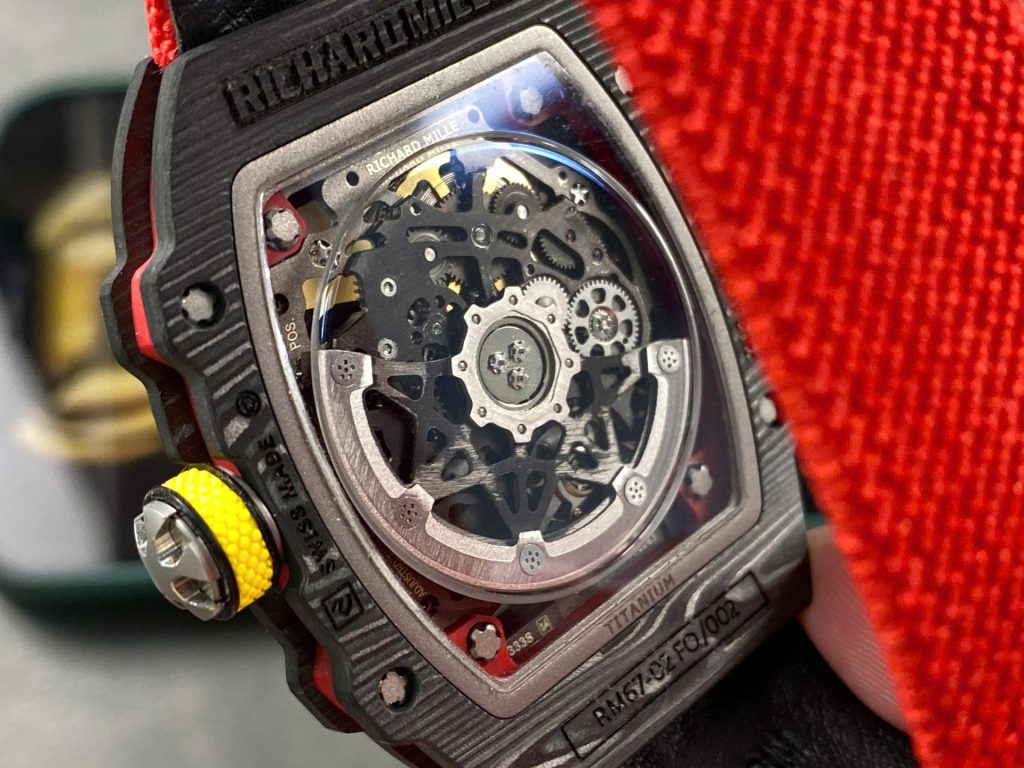 Đồng Hồ Richard Mille Chế Tác RM67-02 Vỏ Carbon Siêu Mỏng Trọng Lượng 37 Grams Màu Đỏ 38.7×47 (1)