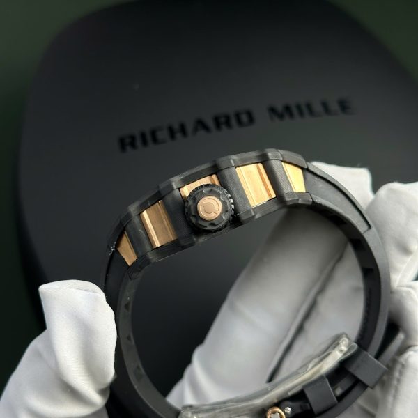 Đồng Hồ Richard Mille RM21-01 Tourbillon Aerodyne Replica 11 Dây Cao Su 43x51mm (2)