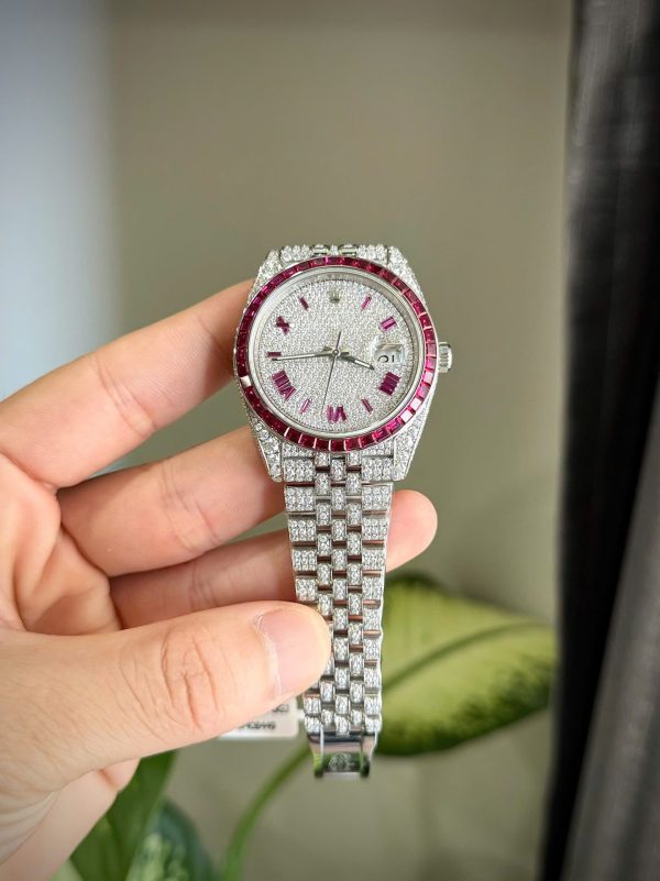 Đồng Hồ Rolex DateJust Chế Tác Ruby + Kim Cương Moissanite Hong Kong 41mm (2)