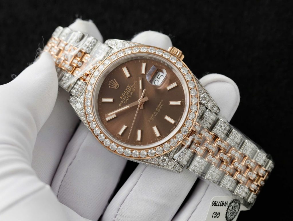 Đồng Hồ Rolex DateJust Mặt Chocolate Chế Tác Bọc Vàng Đính Kim Cương Moissanite 41mm (2)