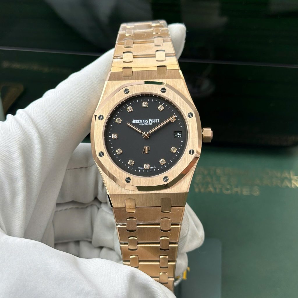 Đồng Hồ Audemars Piguet Royal Oak Jumbo Extra-Thin 15207OR Rep 11 Cao Cấp Mặt Đen Nhà Máy IP 39mm (2)