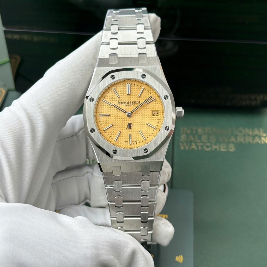 Đồng Hồ Audemars Piguet Royal Oak Jumbo Extra-thin 15202 Replica 11 Mặt Vàng Nhà Máy IP 39mm (2)