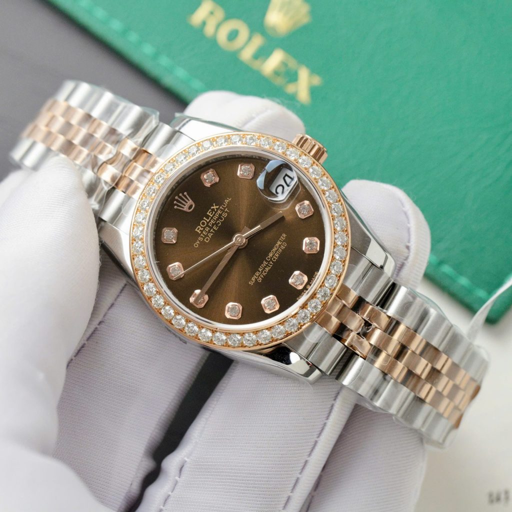 Đồng Hồ Rolex DateJust Replica 11 Mặt Chocolate Viền Đính Kim Cương Moissanite 31mm (2)