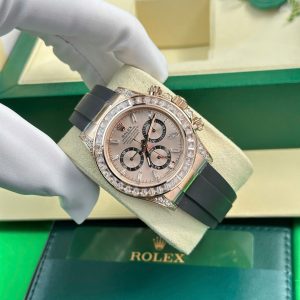 Đồng Hồ Rolex Daytona 126535TBR Replica 11 Mặt Sundust Đính Đá Baguette 40mm (2)