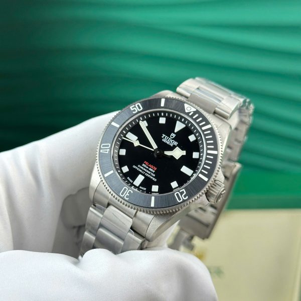 Đồng Hồ Tudor Pelagos Titanium M25407N Replica 11 Mặt Đen Nhà Máy ZF 39mm (2)