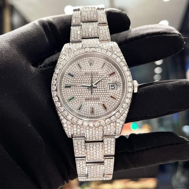 Khám Phá 5 Mẫu Đồng Hồ Rolex Full Diamond Đẹp Nhất Biểu Tượng Của Sang Trọng Và Đẳng Cấp (4)