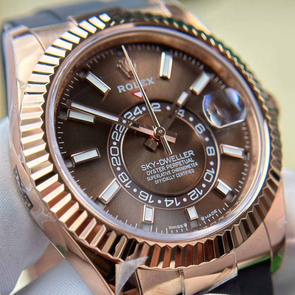 Đồng Hồ Rolex Sky-Dweller 326235 Rep 11 Cao Cấp Mặt Chocolate Trọng Lượng 190 Gram Nhà Máy ZF 42mm (2)