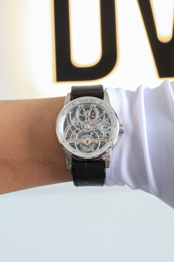 Đồng Hồ Audemars Piguet 26600 Tourbillon Openworked Lướt Dây Da Đen 41mm