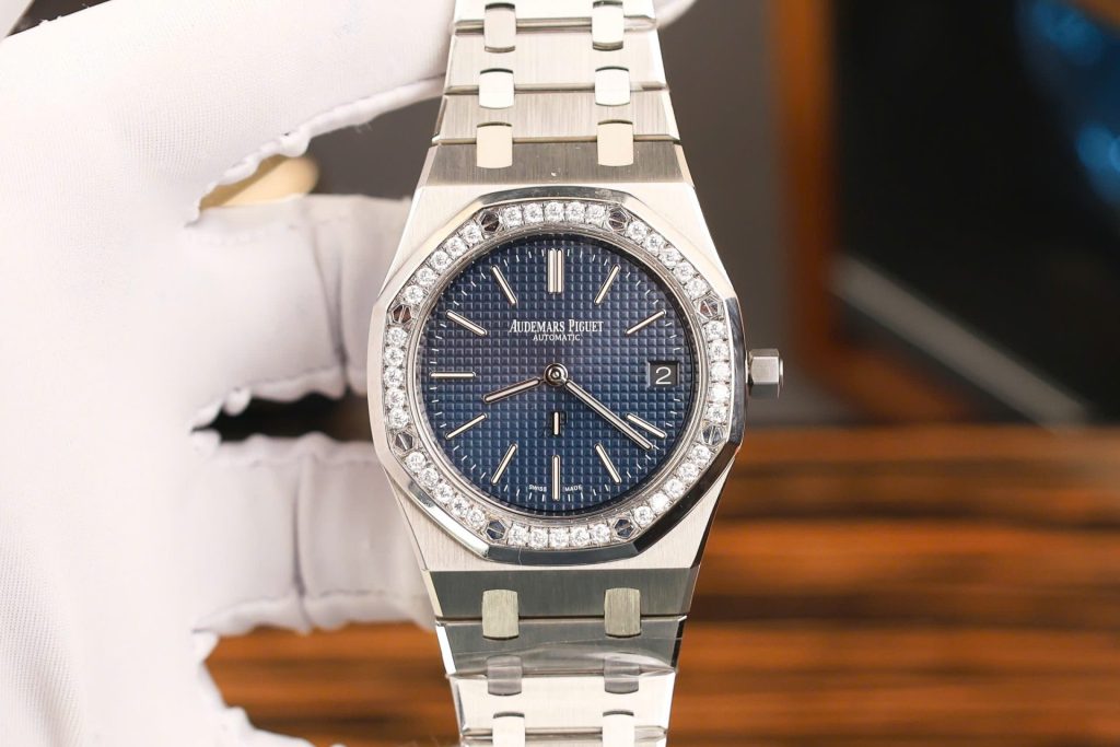 Đồng Hồ Audemars Piguet Royal Oak 16202ST Jumbo Chế Tác Viền Kim Cương Moissanite 39mm (2)