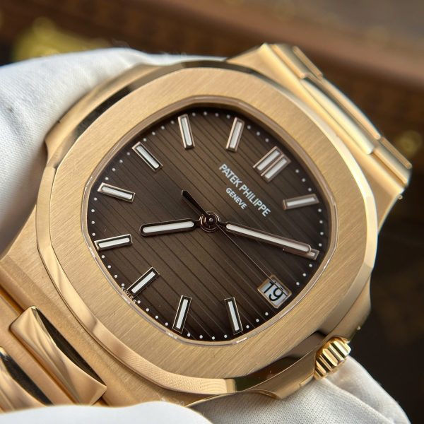 Đồng Hồ Patek Philippe Tinh Chỉnh Max Option Bọc Vàng Nautilus 5711 40mm (16)