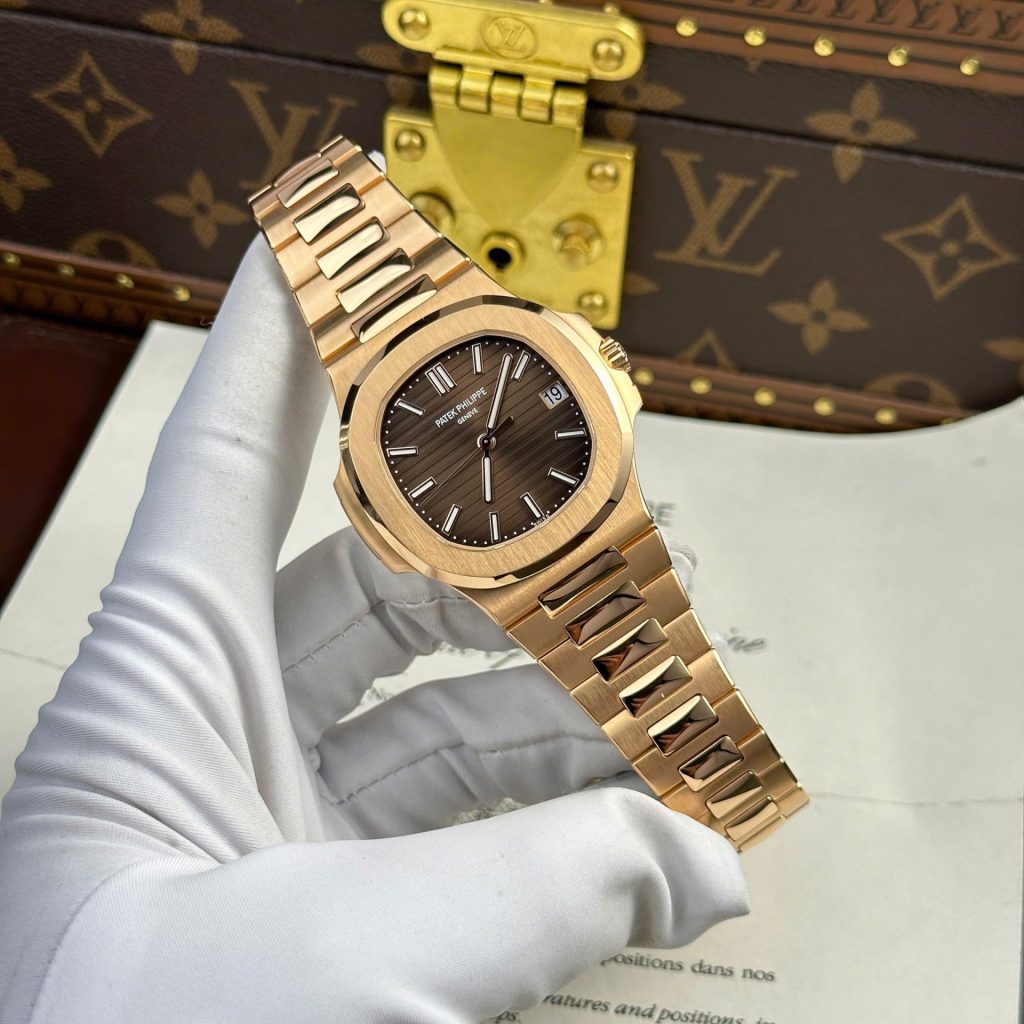 Đồng Hồ Patek Philippe Tinh Chỉnh Max Option Bọc Vàng Nautilus 5711 40mm (16)