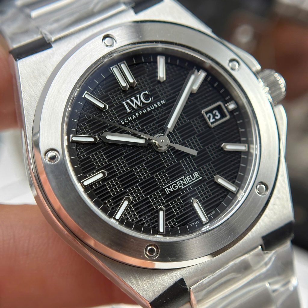 Đồng Hồ IWC Ingenieur Chế Tác Mặt Đen Dây Kim Loại Nhà Máy V7 40mm (2)