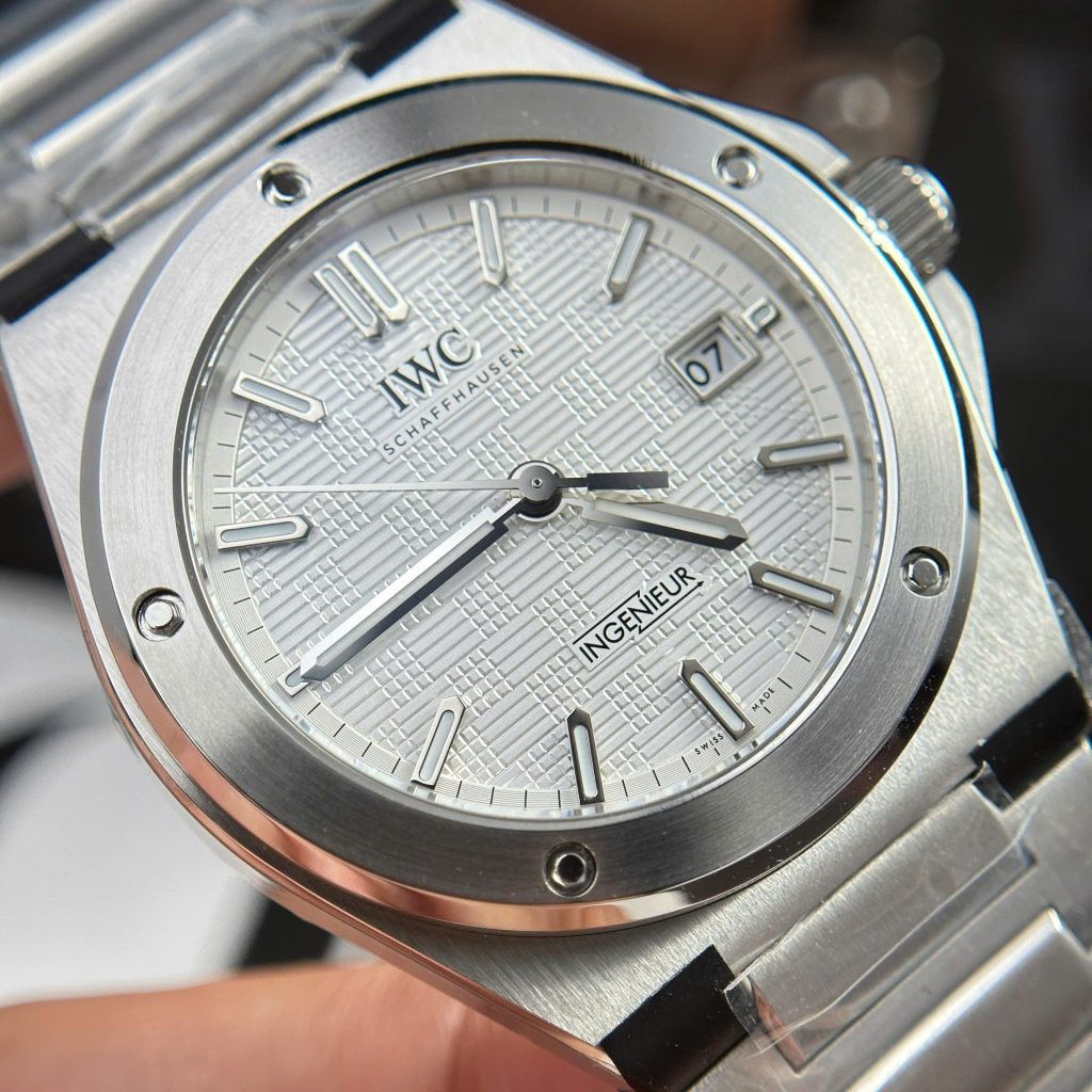 Đồng Hồ Nam IWC Ingenieur Replica 11 Mặt Trắng Dây Kim Loại Nhà Máy V7 40mm (2)