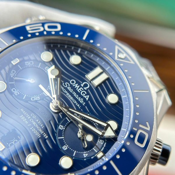 Đồng Hồ Omega Rep 11 Seamaster Diver 300M Chronograph Mặt Xanh Blue Nhà Máy N1 44mm (2)