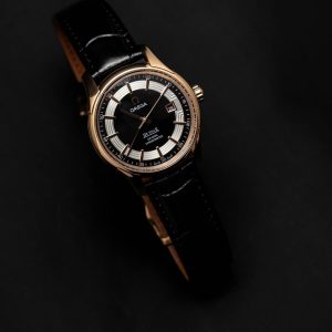 Đồng Hồ Omega Replica Deville Lướt Dây Da Đen Mạ Vàng Hồng Mặt Đen 41mm