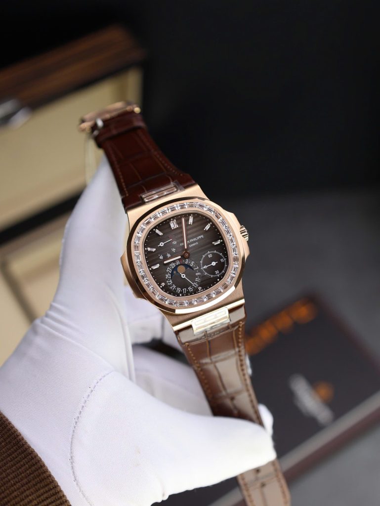 Đồng Hồ Patek Philippe Rep 11 Nautilus 5724R Màu Vàng Hồng Chạy Full Chức Năng PPF 40mm (2)