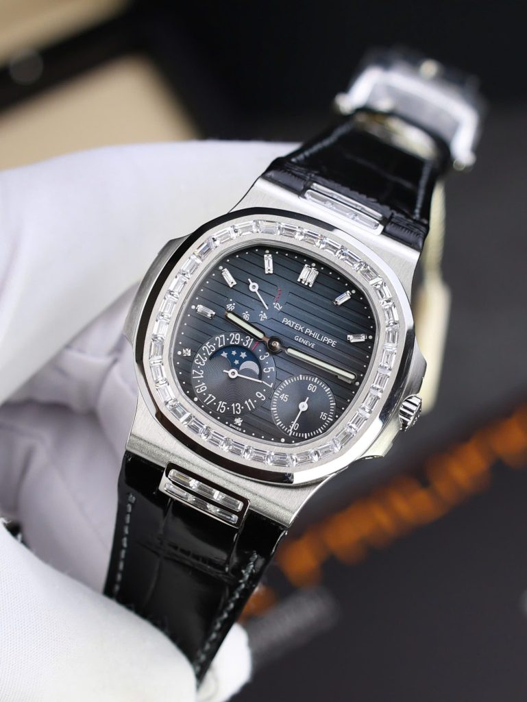 Đồng Hồ Patek Philippe Replica 11 Nautilus 5724 Mặt Xanh Blue Chạy Full Chức Năng PPF 40mm (2)