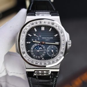 Đồng Hồ Patek Philippe Replica 11 Nautilus 5724 Mặt Xanh Blue Chạy Full Chức Năng PPF 40mm (2)