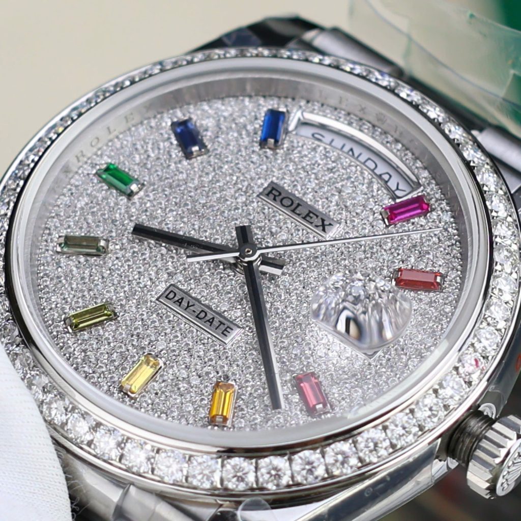 Đồng Hồ Rolex Day-Date Chế Tác Đính Kim Cương Moissanite + Cọc Số 7 Màu GMF 40mm (2)