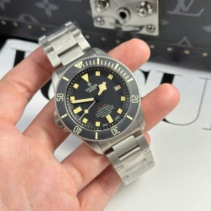 Đồng Hồ Tudor Pelagos LHD Rep 11 Cao Cấp Viền Gốm Ceramic Nhà Máy VS 42mm (2)