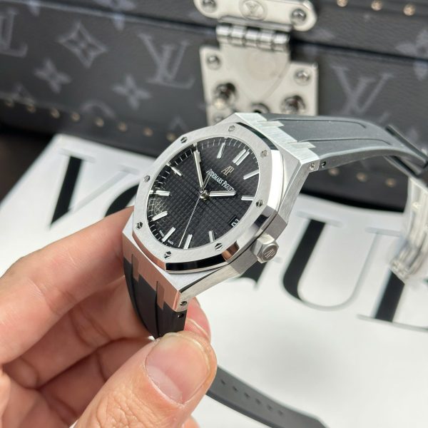 Đồng Hồ Audemars Piguet Chế Tác Royal Oak 15500 Mặt Đen Dây Cao Su Nhà Máy APS 41mm (2)