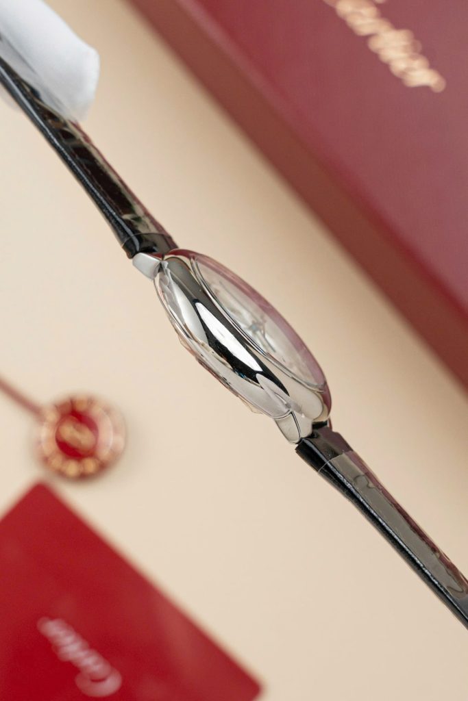 Đồng Hồ Cartier Replica 11 Ballon Bleu W690187Z4 Mặt Trắng Dây Da 36mm (2)