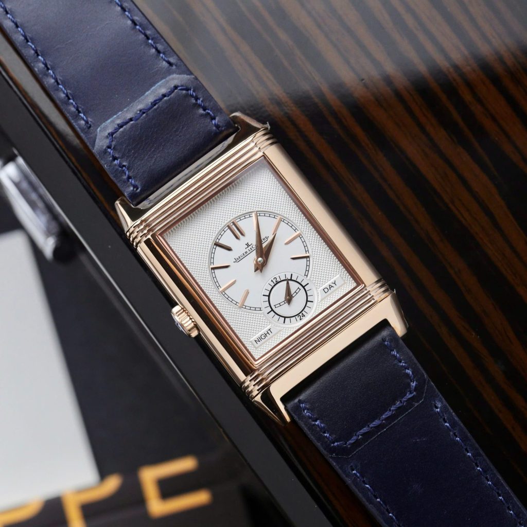 Đồng Hồ Jaeger LeCoultre Master Reverso Tribute Small Seconds 2 Mặt Xanh Blue Và Trắng Chế Tác 28 (2)
