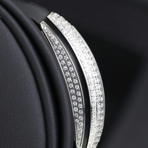 Đồng Hồ Nữ Franck Muller V32 Chế Tác Đính Full Kim Cương Moissanite Màu Đen 36mm (2)