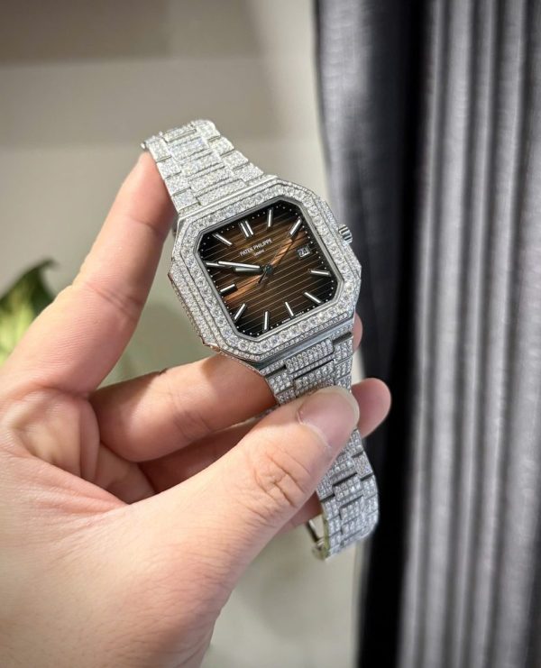 Đồng Hồ Patek Philippe Cubitus 5821 Mặt Nâu Replica 11 Đính Full Kim Cương Moissanite 45mm (2)