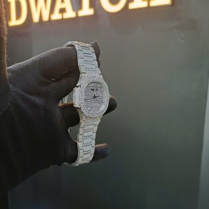 Đồng Hồ Patek Philippe Nautilus 7118 Replica Lướt Đính Full Đá 35.2mm