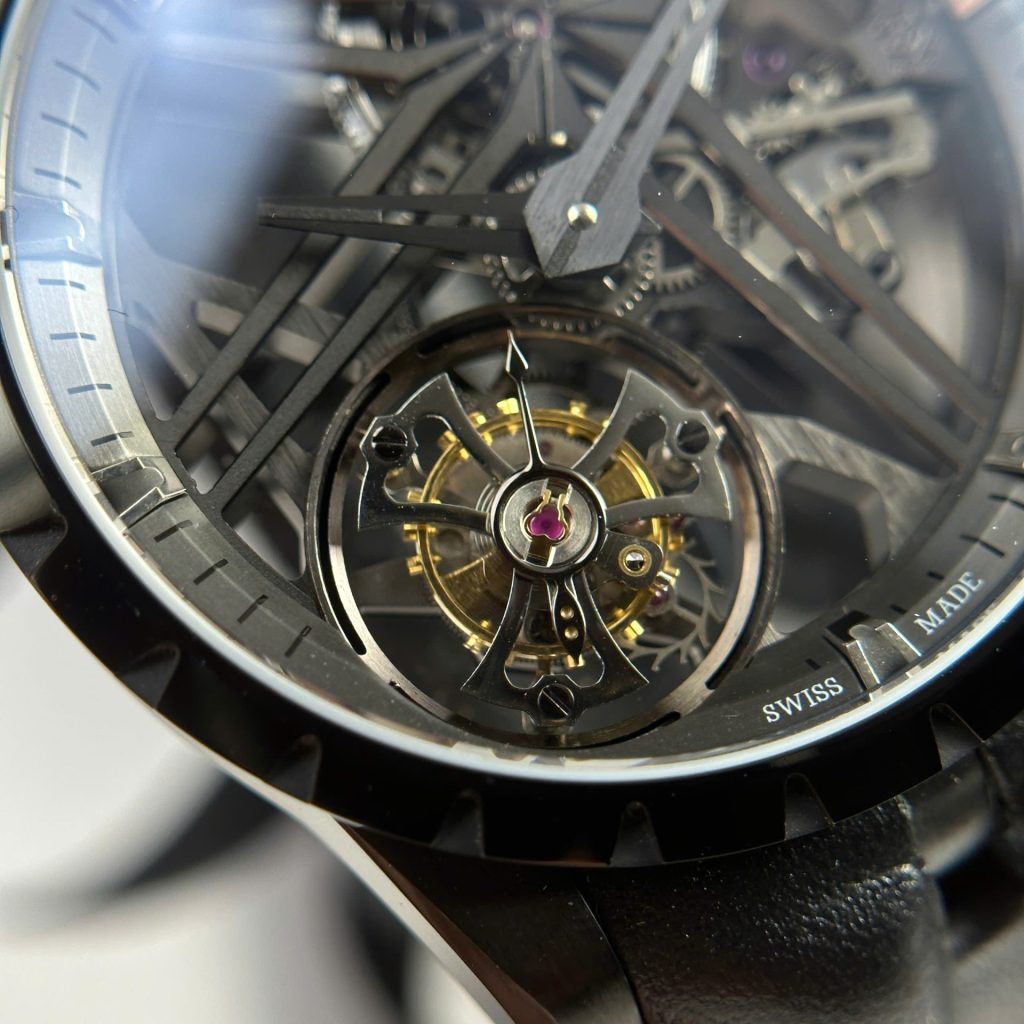 Đồng Hồ Roger Dubuis Replica 11 Excalibur Titanium RDDBEX0889 Bộ Chuyển Động Tourbillon BBR 42mm (2)