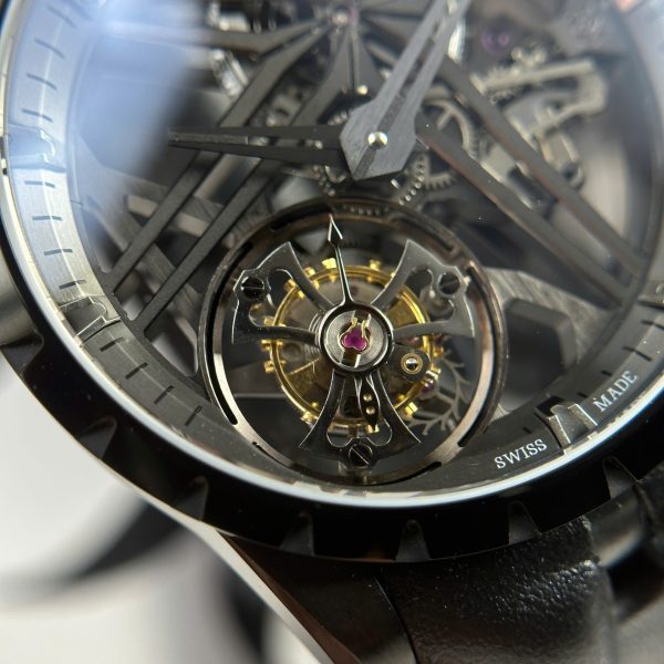 Đồng Hồ Roger Dubuis Replica 11 Excalibur Titanium RDDBEX0889 Bộ Chuyển Động Tourbillon BBR 42mm (2)