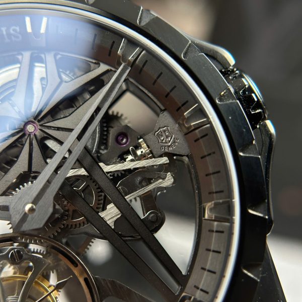 Đồng Hồ Roger Dubuis Replica 11 Excalibur Titanium RDDBEX0889 Bộ Chuyển Động Tourbillon BBR 42mm (2)