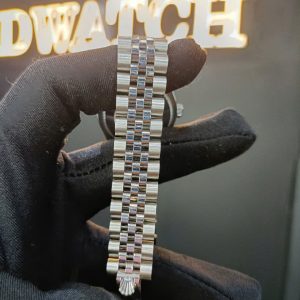 Đồng Hồ Rolex DateJust Super Fake Mặt Bạc Dây Jubilee Siêu Lướt Nhà Máy EW 31mm