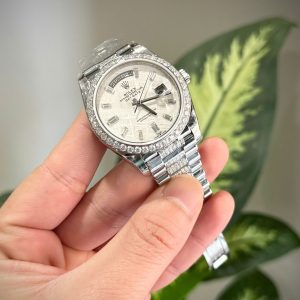 Đồng Hồ Rolex Day-Date Chế Tác Mặt Thiên Thạch Độ Cọc Số + Dây Đeo Moissanite 40mm (2)
