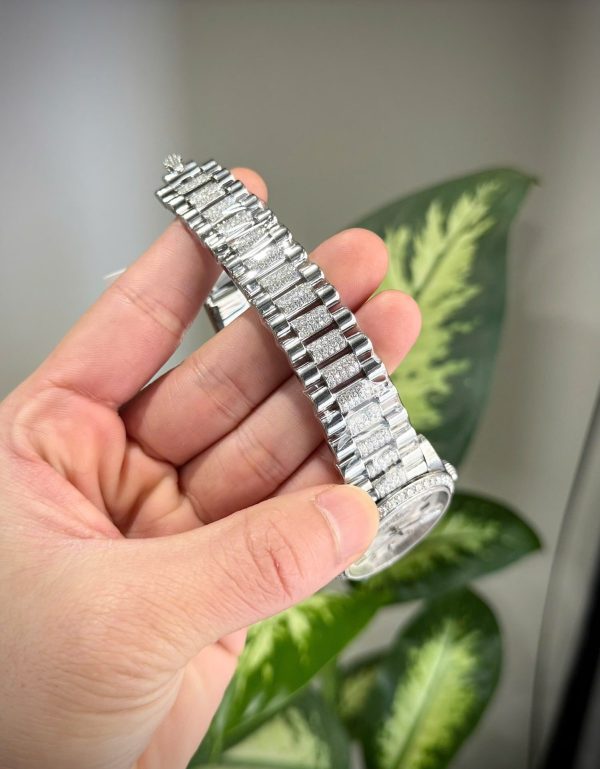 Đồng Hồ Rolex Day-Date Chế Tác Mặt Thiên Thạch Độ Cọc Số + Dây Đeo Moissanite 40mm (2)