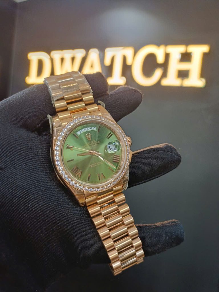 Đồng Hồ Rolex Day-Date Replica Siêu Lướt Mạ Vàng Hồng Mặt Xanh EWF 40mm