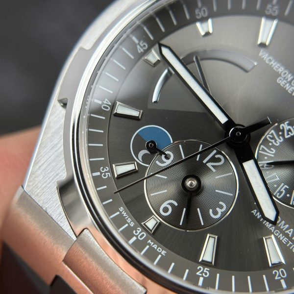 Đồng Hồ Vacheron Constantin Chế Tác Overseas Dual Time 47450 Mặt Xám Dây Cao Su 9F 42mm (2)