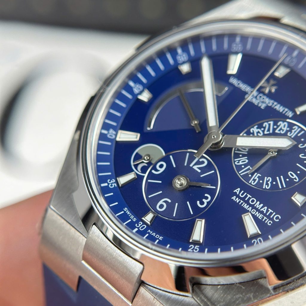 Đồng Hồ Vacheron Constantin Overseas Dual Time 47450 Rep 11 Màu Xanh Dương Nhà Máy 9F 42mm (2)