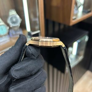 Đồng Hồ Audemars Piguet Lướt Royal Oak 15400 Rep 11 Mạ Vàng Hồng Mặt Đen 41mm (2)