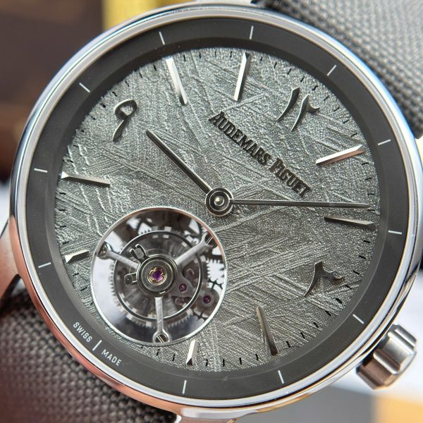 Đồng Hồ Audemars Piguet Replica 11 Code 11.59 ref.26396 Tourbillon Mặt Thiên Thạch 41mm (1)