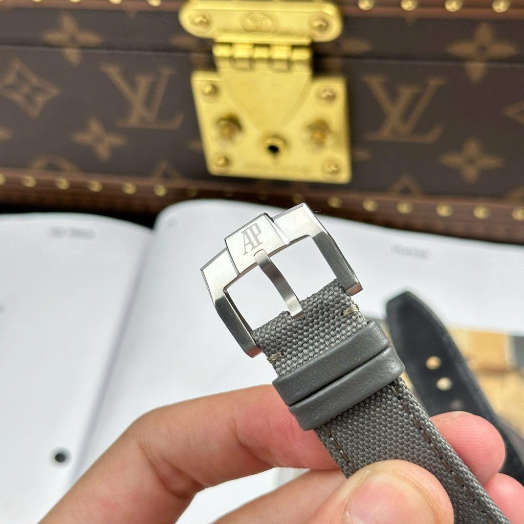 Đồng Hồ Audemars Piguet Replica 11 Code 11.59 ref.26396 Tourbillon Mặt Thiên Thạch 41mm (1)