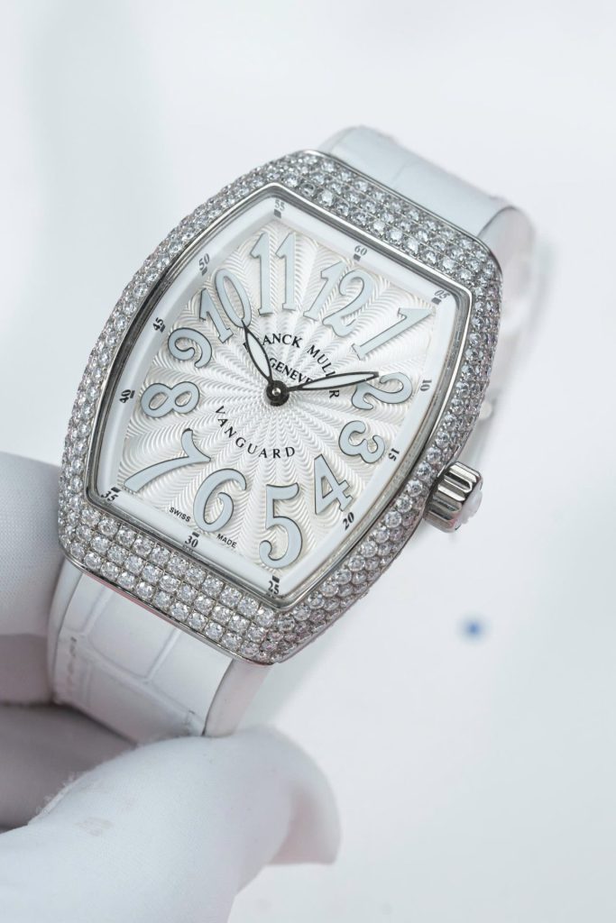 Đồng Hồ Franck Muller Vanguard V32 Màu Trắng Replica 11 Vỏ Đính Kim Cương Moissanite 36mm (2)