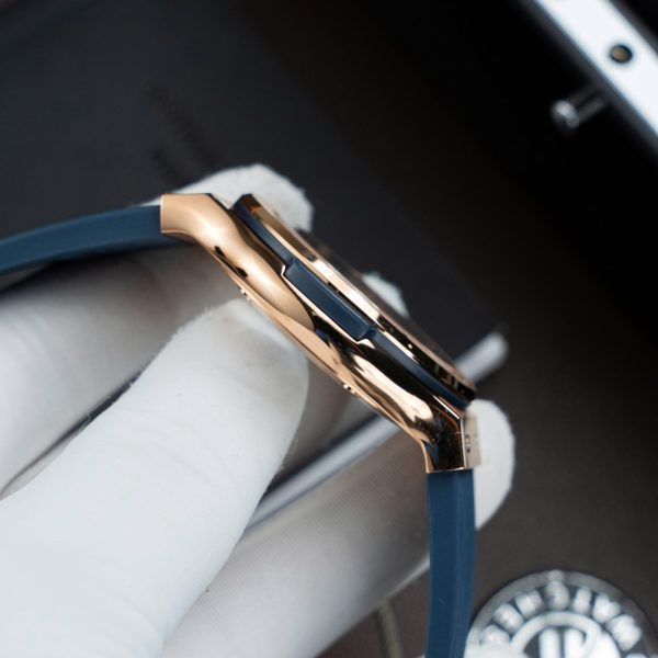 Đồng Hồ Hublot Classic Fusion King Gold Chế Tác Màu Xanh Blue Máy SW300 Thuỵ Sỹ 42mm (2)