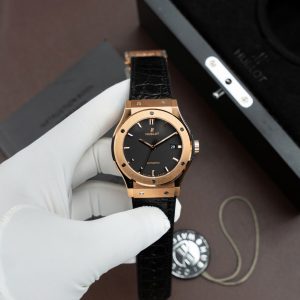 Đồng Hồ Hublot Classic Fusion King Gold Replica Cao Cấp Màu Đen Máy SW300 Dây Da Cá Sấu 42mm (2)
