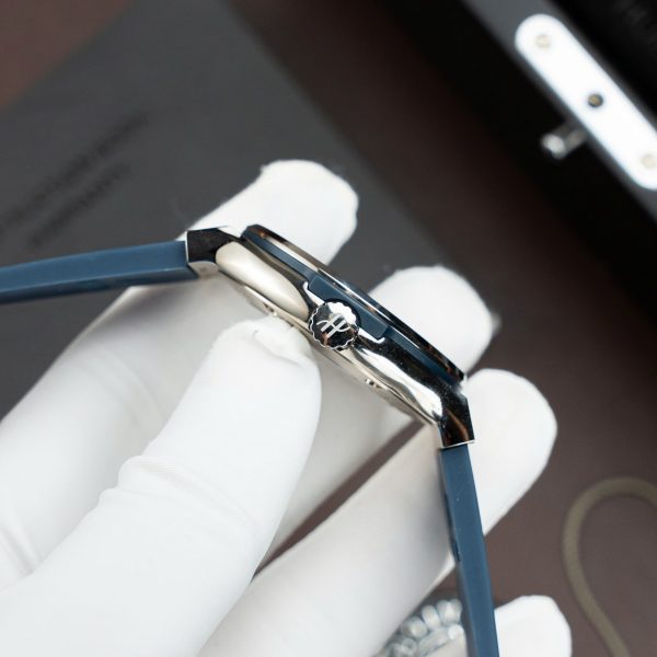 Đồng Hồ Hublot Rep 11 Classic Fusion Titanium Màu Xanh Dương Máy SW300 Dây Cao Su 42mm (2)
