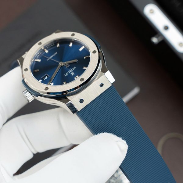 Đồng Hồ Hublot Rep 11 Classic Fusion Titanium Màu Xanh Dương Máy SW300 Dây Cao Su 42mm (2)