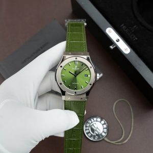 Đồng Hồ Hublot Rep Cao Cấp Classic Fusion Titanium Màu Xanh Lá Cây Máy SW300 Dây Da Cá Sấu 42mm (2)