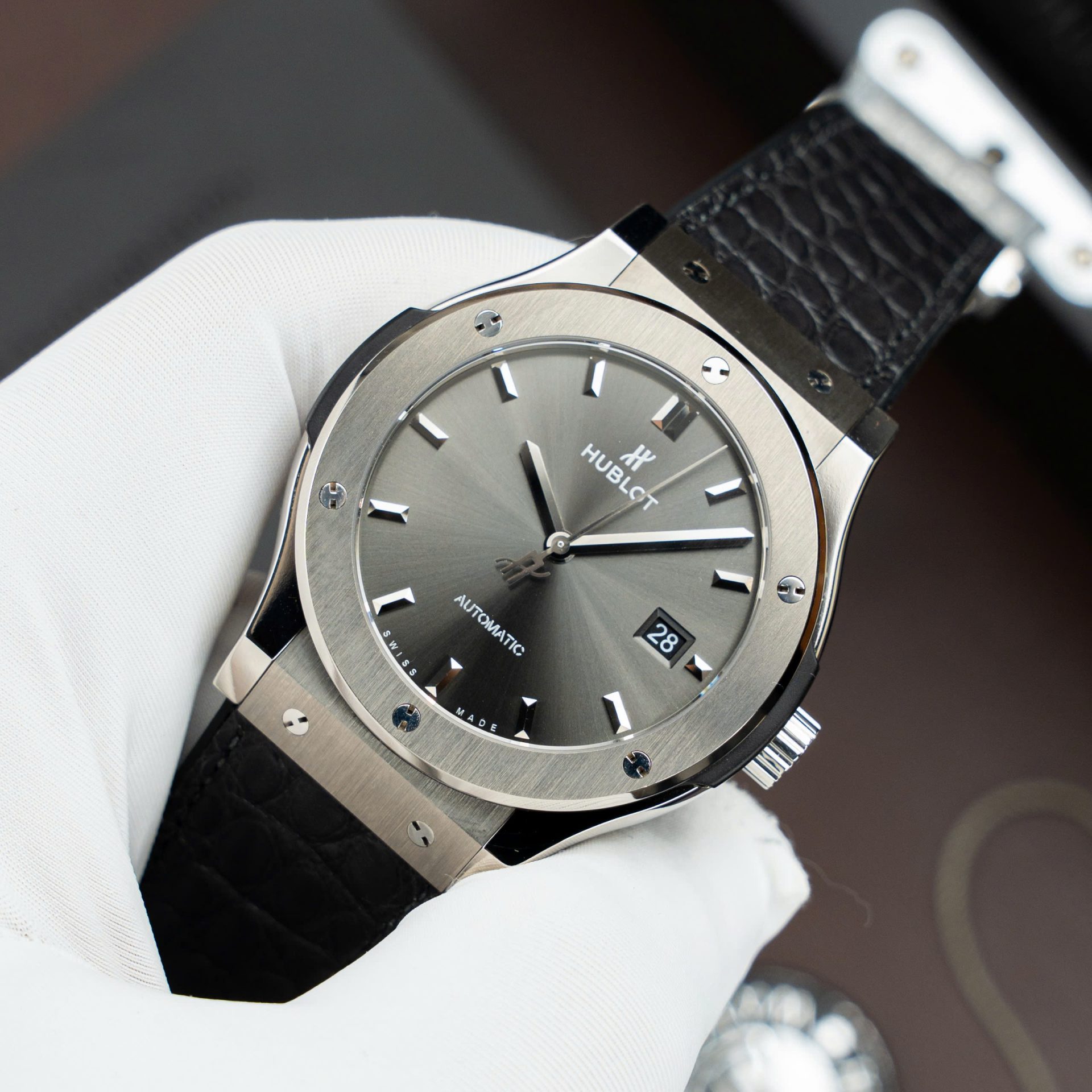 Đồng Hồ Hublot Replica 11 Classic Fusion Titanium Mặt Xám Máy SW300 Dây Da Cá Sấu 42mm (2)