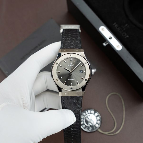 Đồng Hồ Hublot Replica 11 Classic Fusion Titanium Mặt Xám Máy SW300 Dây Da Cá Sấu 42mm (2)